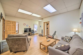 2 Mi to Ice Caves Pet-Friendly Eben Junction Apt